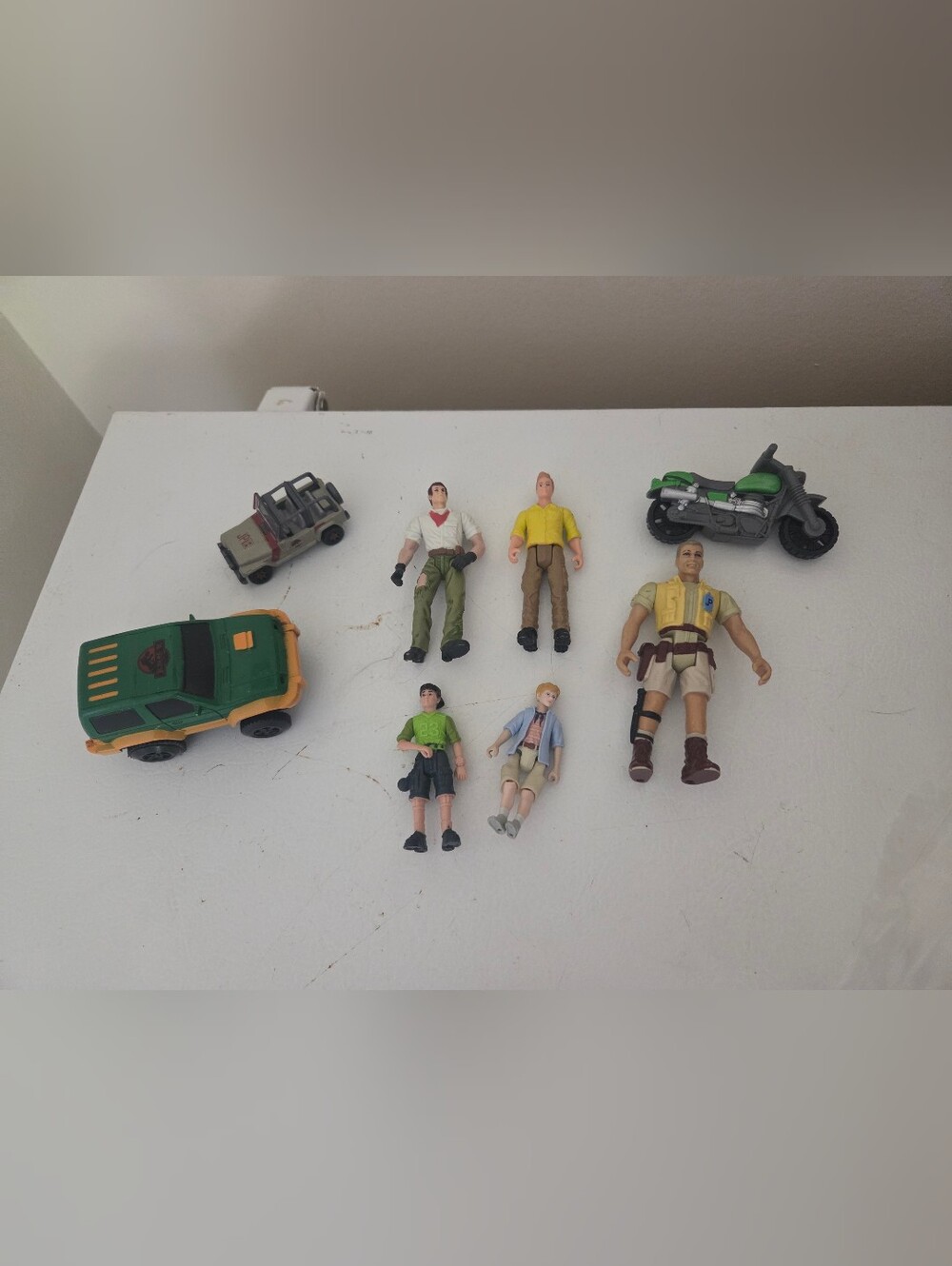 Vintage Hasbro Jurassic Park Figures Set Of 8